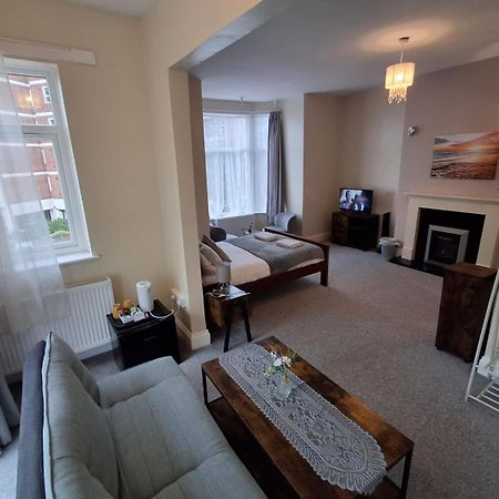 Inn By The Sea, Portsmouth - En Suite Rooms With Or Without Sea View, Onsite Ev 22Kw Eksteriør billede