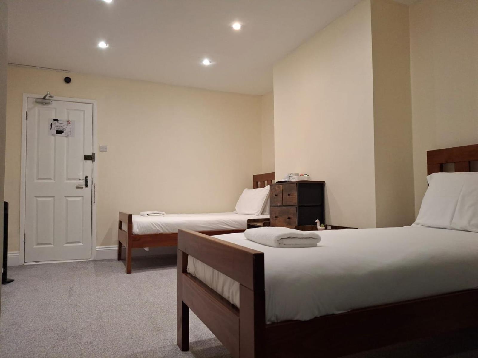 Inn By The Sea, Portsmouth - En Suite Rooms With Or Without Sea View, Onsite Ev 22Kw Eksteriør billede