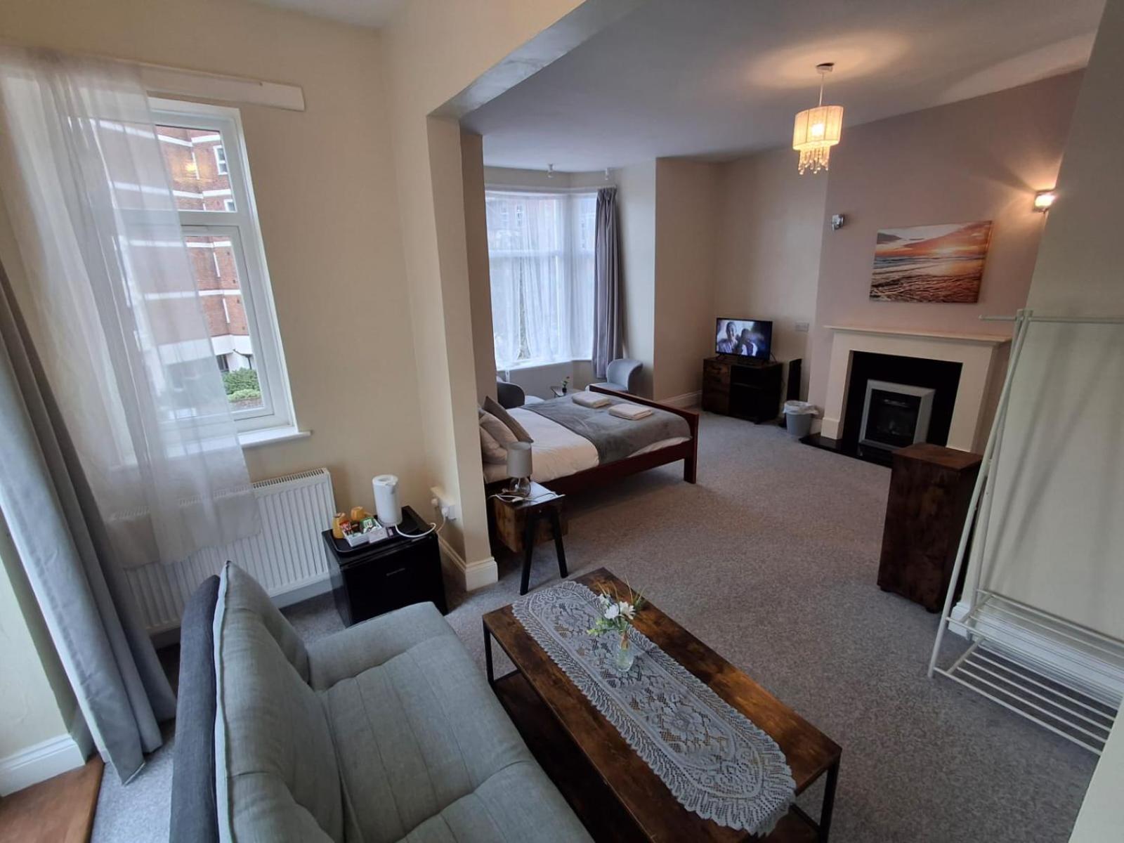 Inn By The Sea, Portsmouth - En Suite Rooms With Or Without Sea View, Onsite Ev 22Kw Eksteriør billede